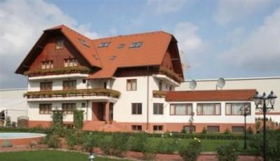 Hotel Garden Club Brasov