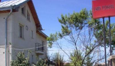 Hostel Lary Suceava