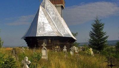 Biserica de lemn din Bradet Bihor