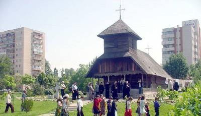 Biserica de lemn Poiana Ialomita
