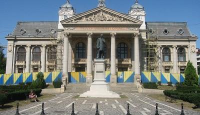 Statuia lui Vasile Alecsandri Iasi