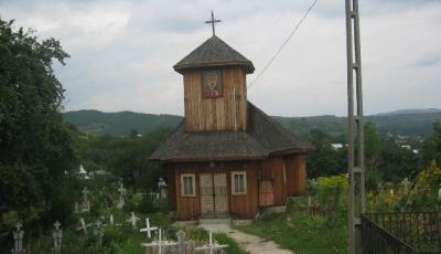 Biserica din lemn Sfantul Nicolae din  Paulesti Vrancea