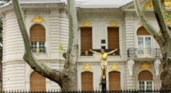 Palatul lui Gigi Becali, obiectiv turistic: E vizitat pe bani de straini