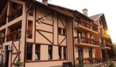 Restaurant Le Baron Dorna Arini
