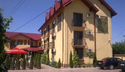 Hotel Sym Tatarani