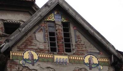 Casa cu mozaic aurit din Arad Arad