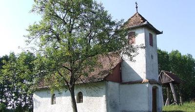 Biserica Sfintii Arhangheli Mihail si Gavriil din Varghis Covasna