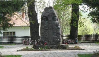 Monumentul lui Tamasi Aron Harghita