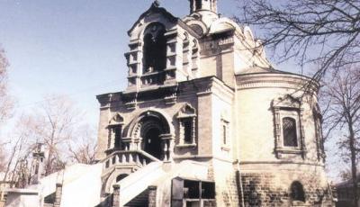 Biserica Sfantul Nicolae din Roznov Neamt