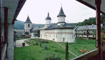 Manastirea Agapia (Agapia Noua sau Agapia din Vale) Neamt