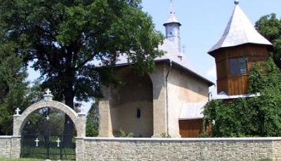 Biserica din Reuseni Suceava