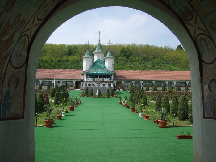 Manastirea Moreni Manastiri Vaslui Sky Trip