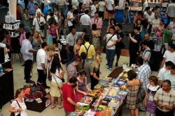 “E-Bookfest” 2011: Cel mai asteptat Salon al Cartii aduce volume electronice, concerte si lansari. Vezi programul  