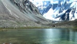 Romanii care vor sa devina cei mai tineri alpinisti din lume ce trec de bariera de 8.000 de metri