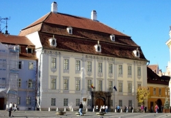 Vesti proaste pentru turistii din Sibiu: Palatul Brukenthal, inchis vizitatorilor   