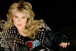 Concert Samantha Fox si concurs de Miss, la Zilele Aradului. Vezi programul! (VIDEO)