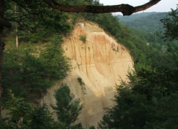 Piramidele de la Goranu, rezervatie geologica urbana