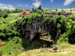 Podul lui Dumnezeu, unul dintre cele trei poduri naturale din lume