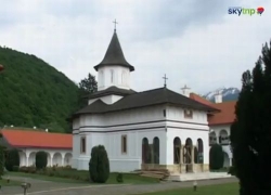Dupa 400 de ani: Cum arata azi bisericuta de lemn devenita Manastirea Brancoveanu (VIDEO)