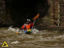 Amatorii de rafting si slalom pe ape repezi isi dau intalnire in weekend, la Mures Marathon